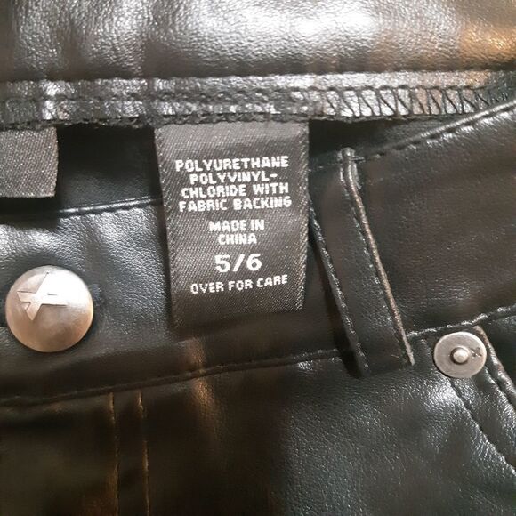 NWOT Women's Express Black Faux Leather Pants - Picture 7 of 8